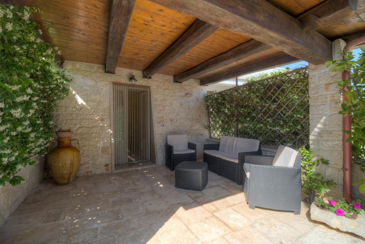 Trulli La Piazzetta by Typney Apartman Cocolicchio Kültér fotó