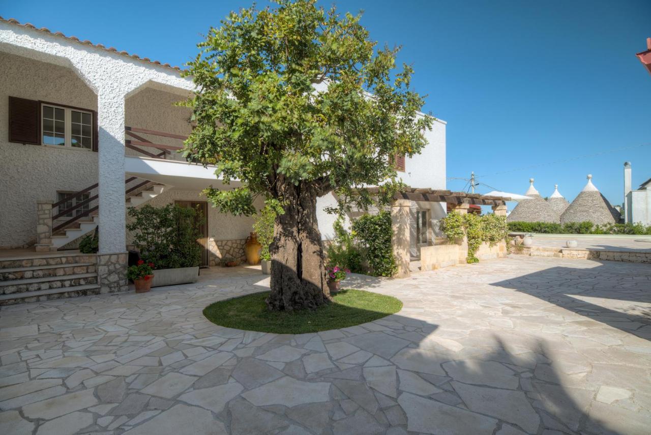 Trulli La Piazzetta by Typney Apartman Cocolicchio Kültér fotó
